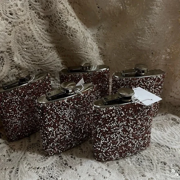 Glittery Pink and Silver Flasks (5) - Picture 2 of 7